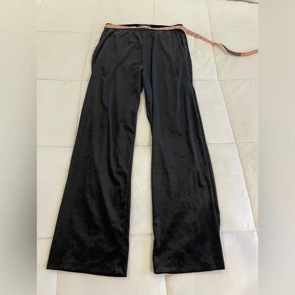 Travel Elements Size Large Pants in. Velour-Like Feel Fabric